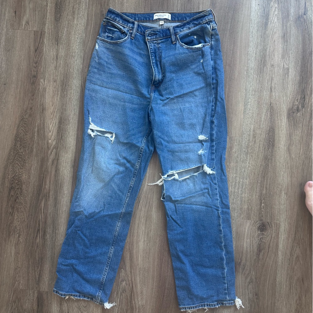 Abercrombie & Fitch Women’s Ankle Straight Ultra High Rise Curve Love Jeans